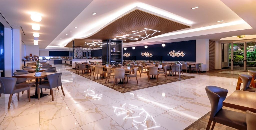 Miraggio Thermal Spa Resort 5*