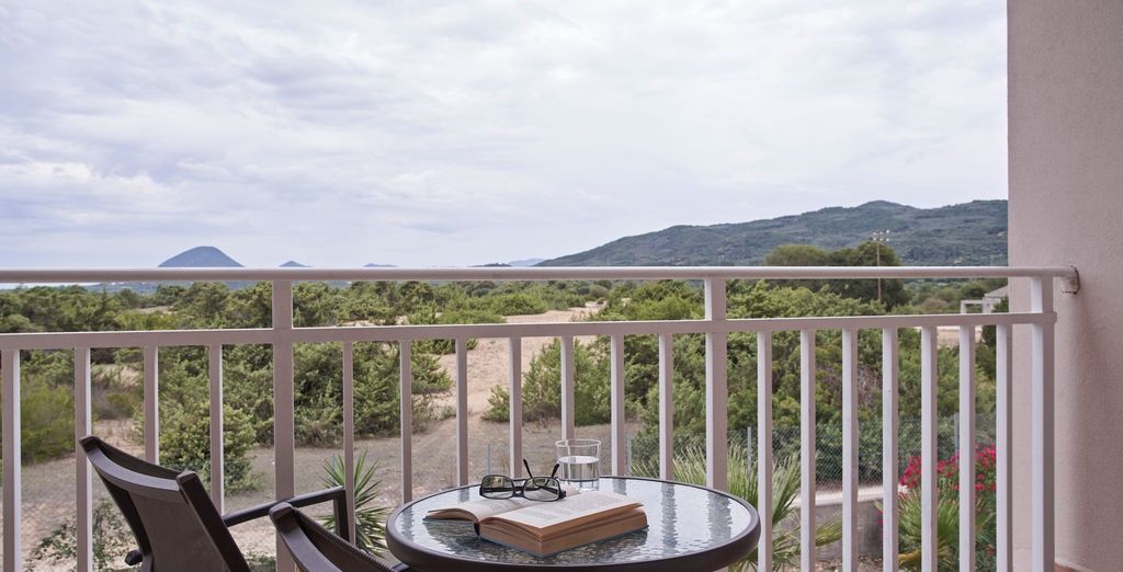 Sandy Beach Resort 5*