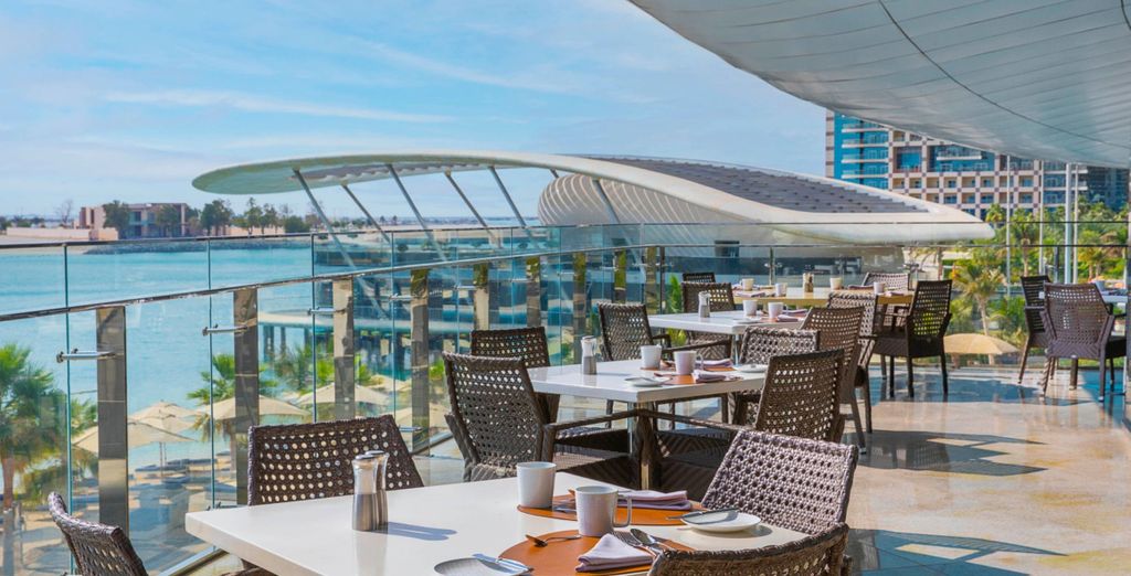Conrad Abu Dhabi Etihad Towers 5*