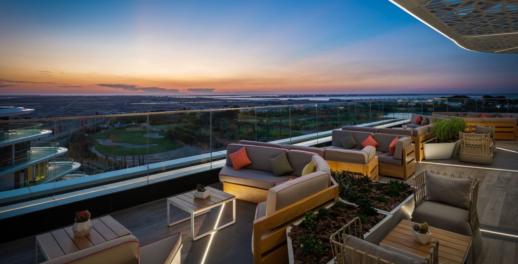JA Lake View 5*