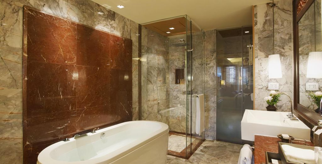 Combinato 5* Centara Grand & Bangkok Convention Centre at Central World e Centara Grand Beach Resort Phuket 