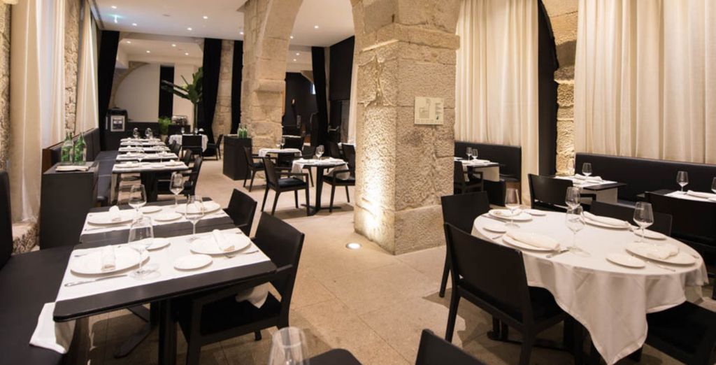 Hotel Carris Porto Ribeira 4*