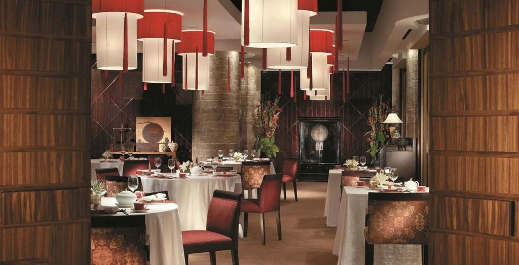 Shangri La Hotel Qaryat Al Beri Abu Dhabi 5*
