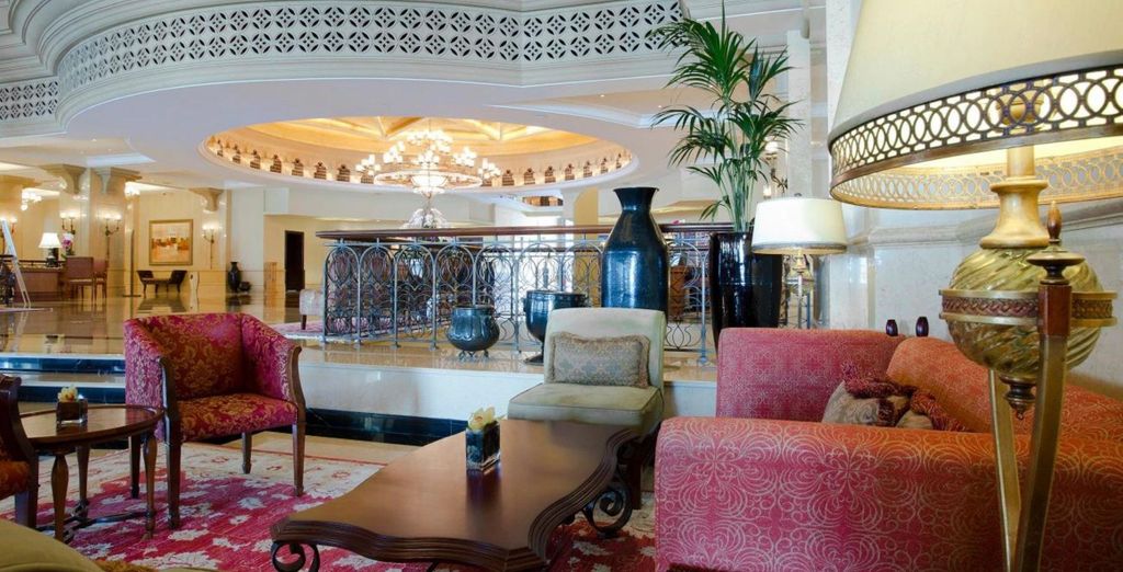 Shangri La Hotel Qaryat Al Beri Abu Dhabi 5*