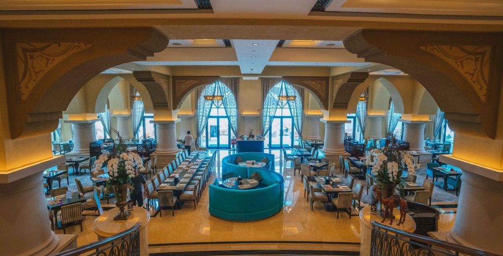 Shangri La Hotel Qaryat Al Beri Abu Dhabi 5*