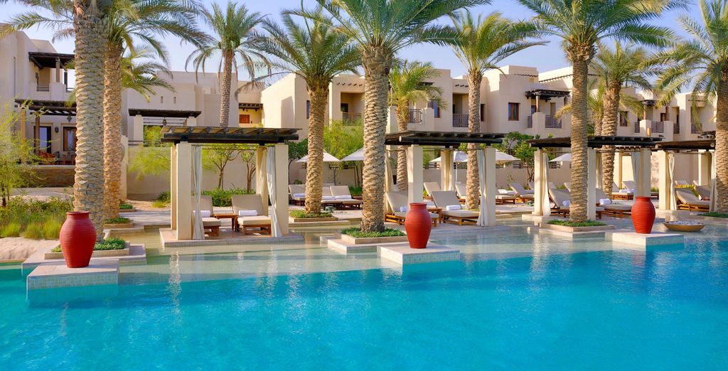 Al Wathba, a Luxury Collection Desert Resort & Spa 5*