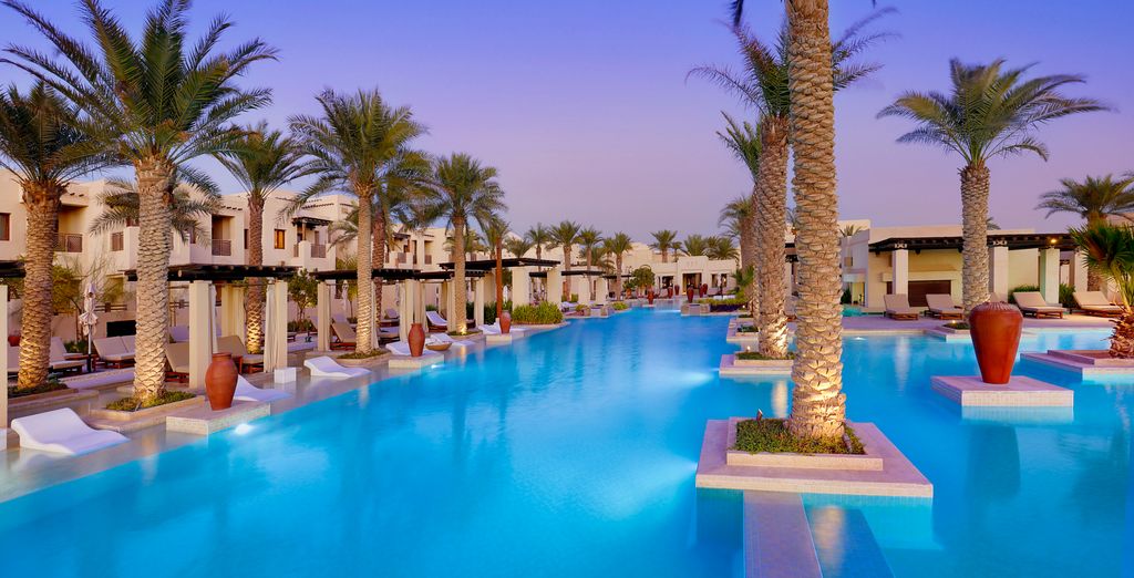 Al Wathba, a Luxury Collection Desert Resort & Spa 5*
