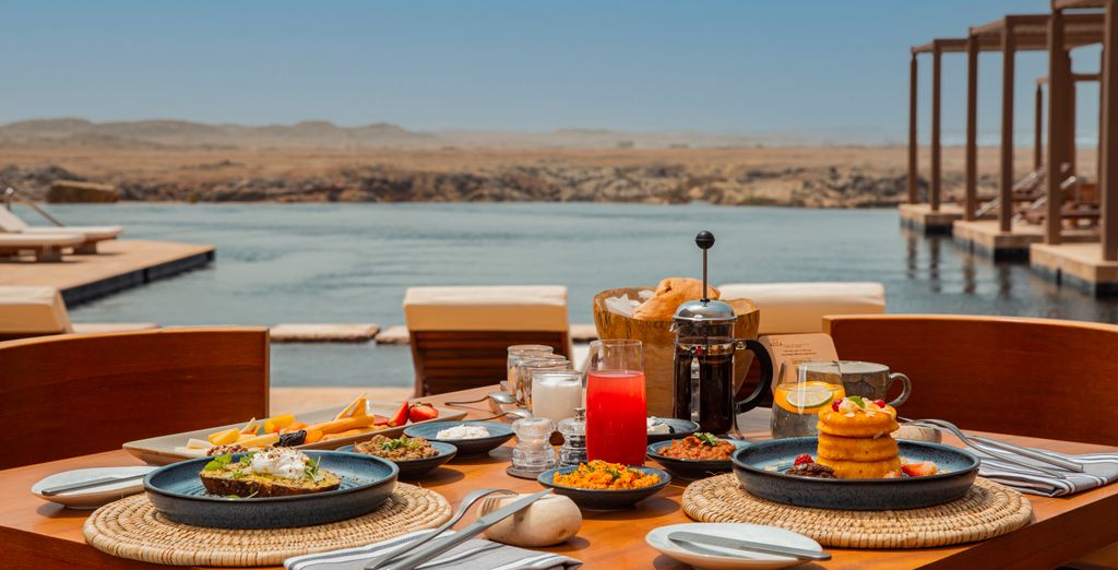 Tour privato di 5 notti a 360° alla scoperta di Salalah ed estensione all'Alila Hinu Bay 5*
