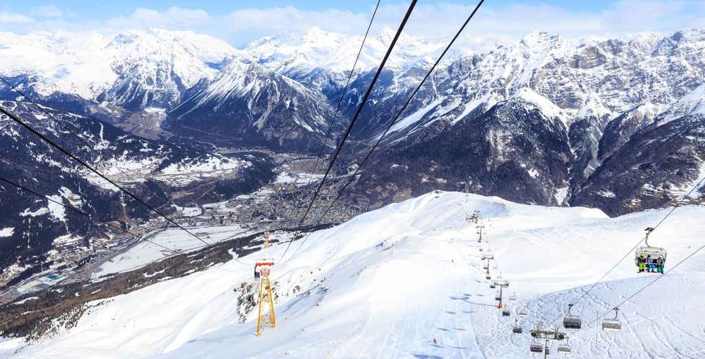 Nira Mountain Resort Futura