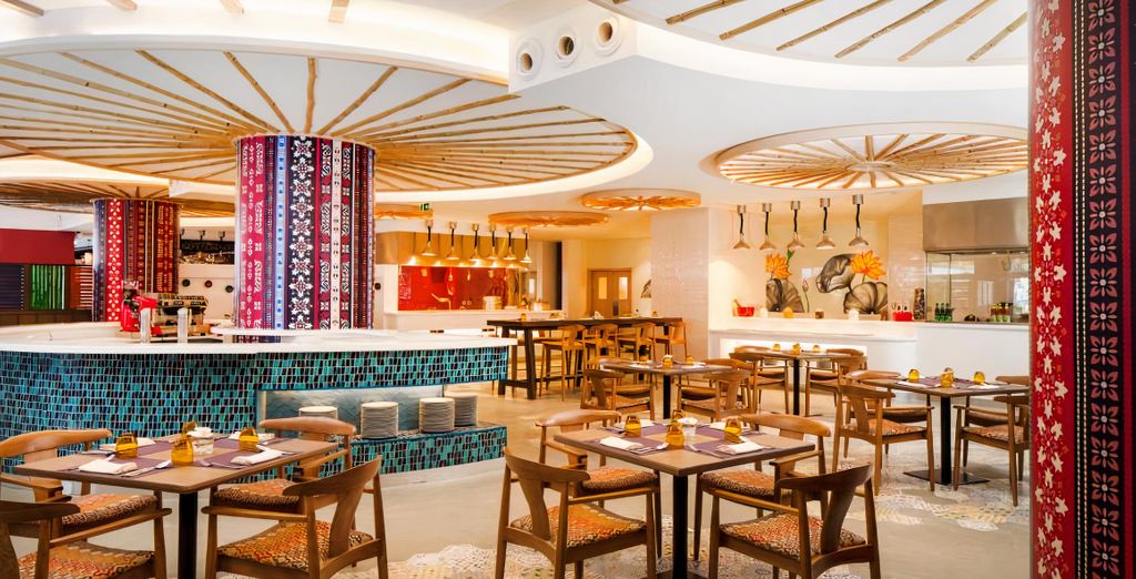 Club Coralia Centara Mirage Beach Resort Dubai 4*