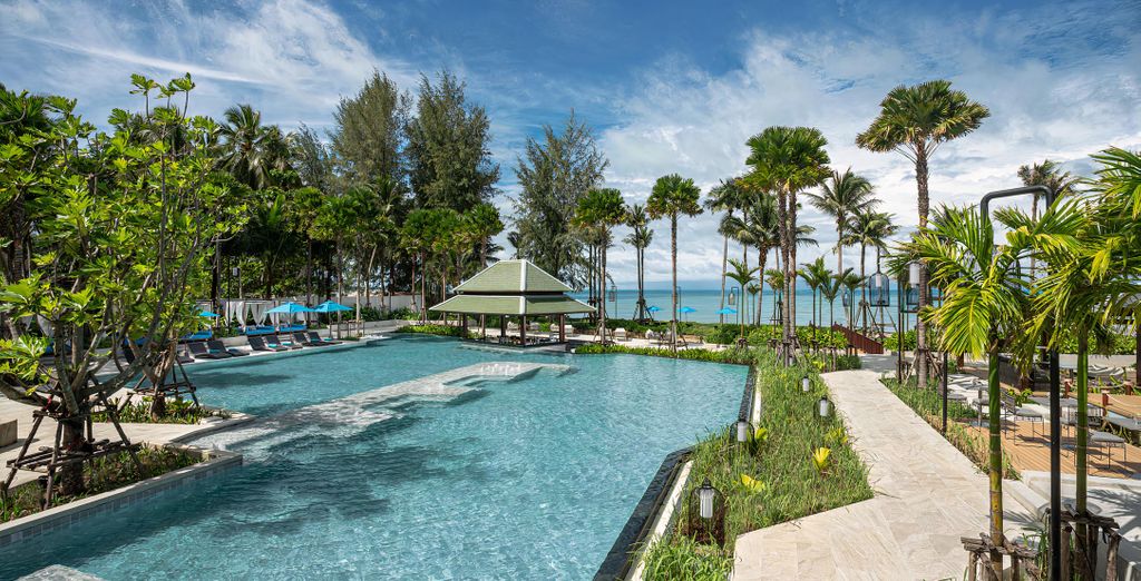 Grand Mercure Khao Lak Bangsak 5* con possibile pre-estensione al Nysa Hotel Bangkok Sukhumvit 11 5*