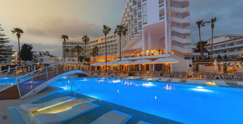 Leonardo Plaza Cypria Maris Beach 4* - Adults Only
