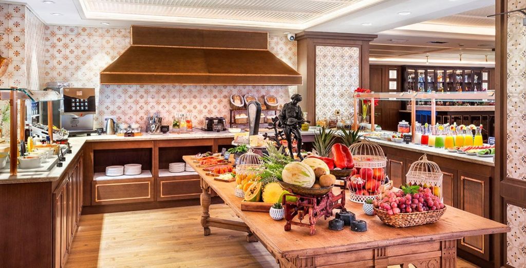 H10 Corregidor Boutique Hotel 