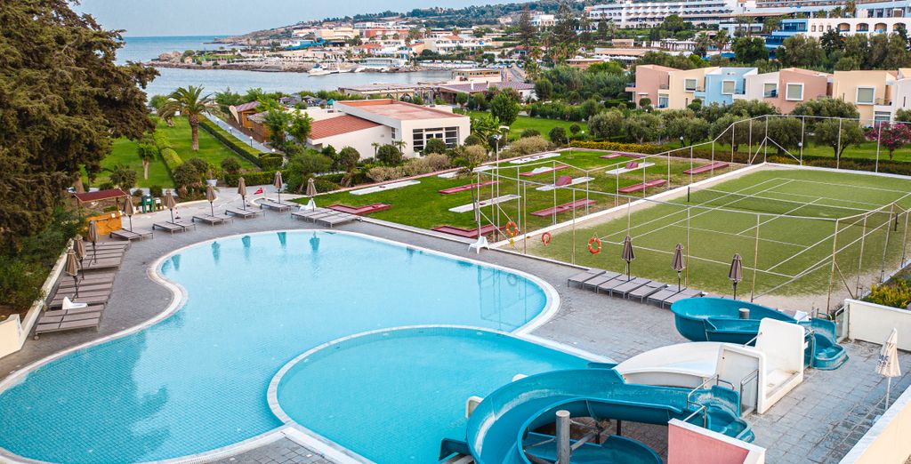Eden Roc Resort 5*