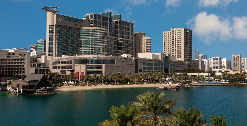 Beach Rotana 5*