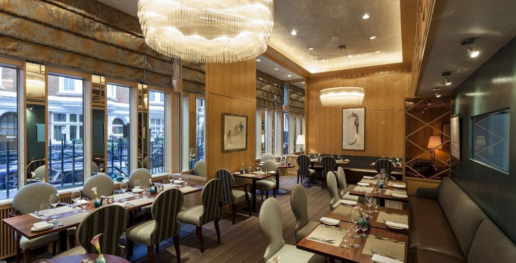 The Capital Hotel, Apartments & Townhouse 5*
