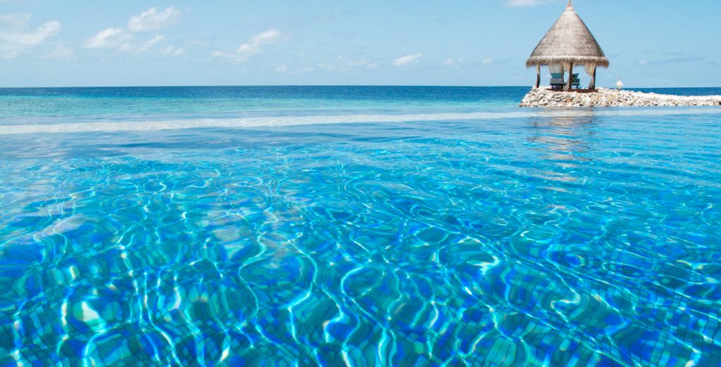 Taj Coral Reef Resort & Spa 5*
