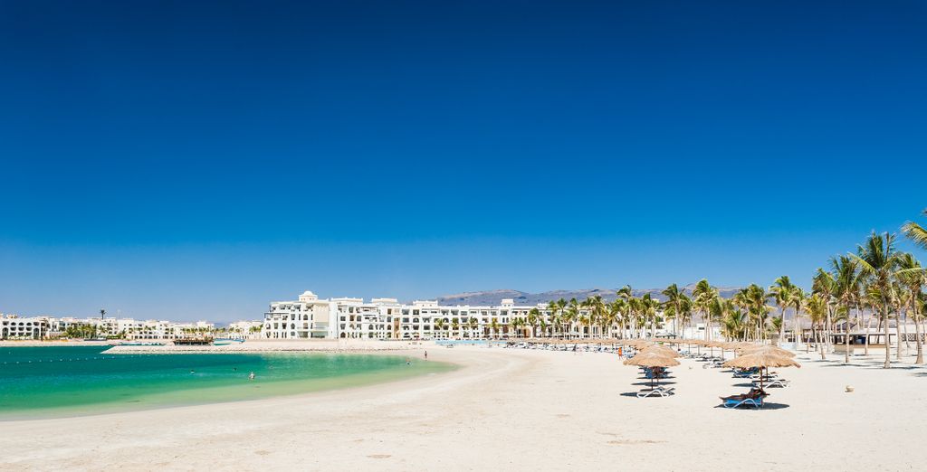 Fanar Hotel & Residences 5*