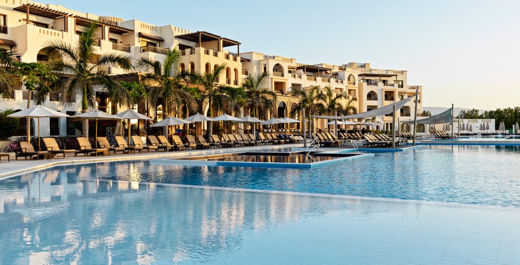Fanar Hotel & Residences 5*