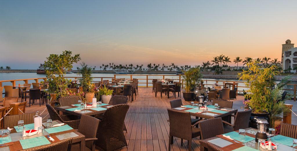Fanar Hotel & Residences 5*