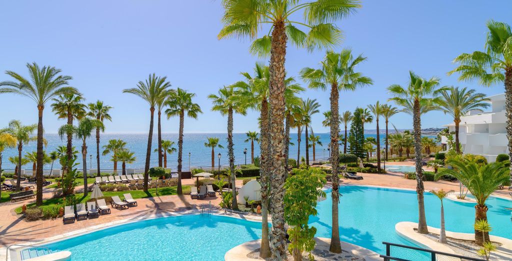 H10 Estepona Palace 4*