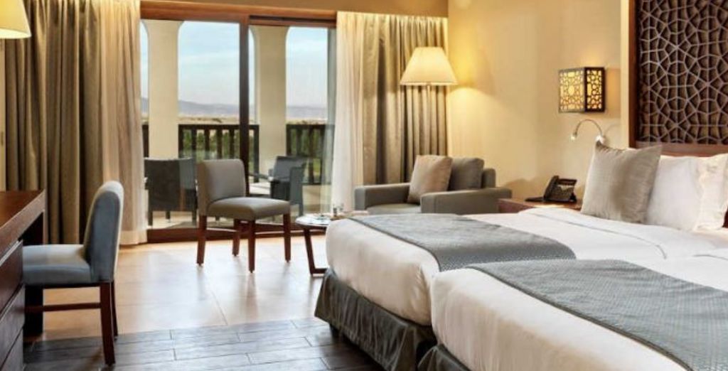 Fanar Hotel & Residences 5*