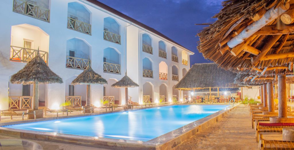 Tour privato di 6 notti safari in Africa Orientale con possibile estensione a Zanzibar