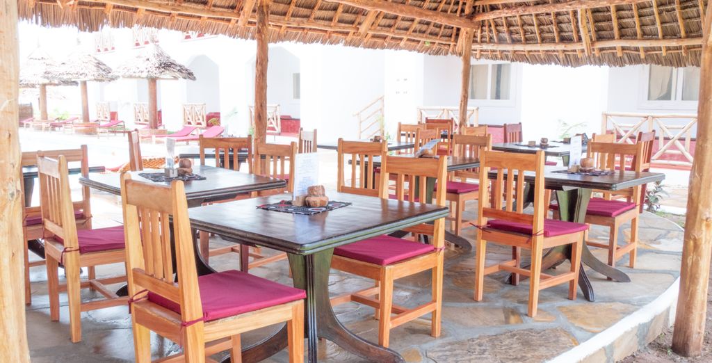 AHG Sun Bay Mlilile Beach Hotel 4* con possibile safari