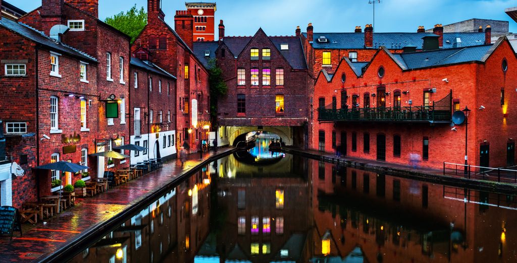 Birmingham Holiday Inn City Center 4* con biglietto per Aston Villa vs PSG (Champions League)