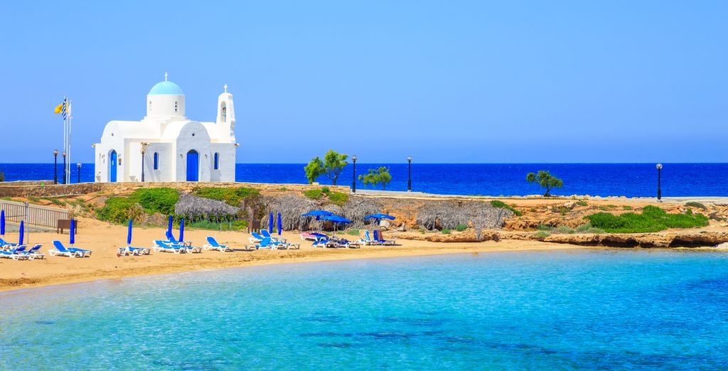 Evalena Beach Hotel 4*