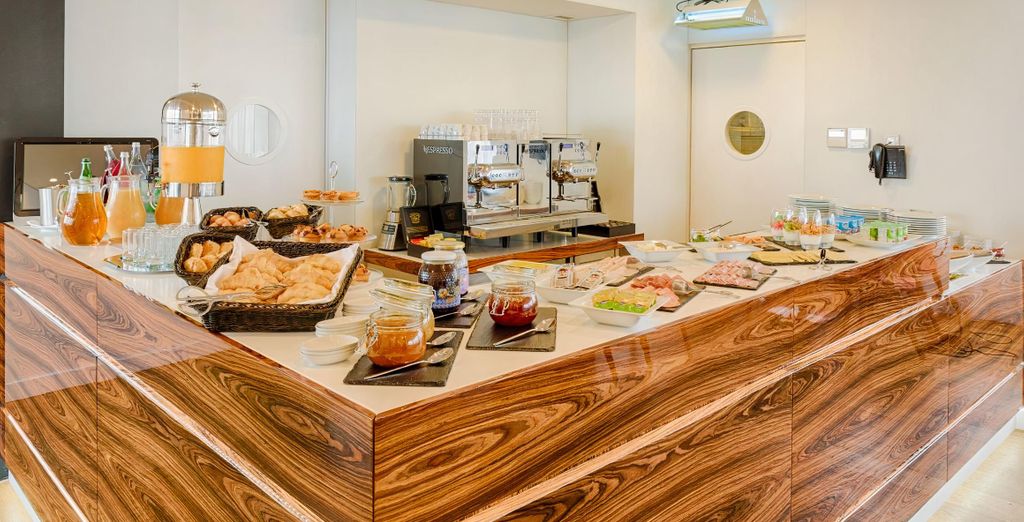 Hotel Premium Porto Downtown 4*