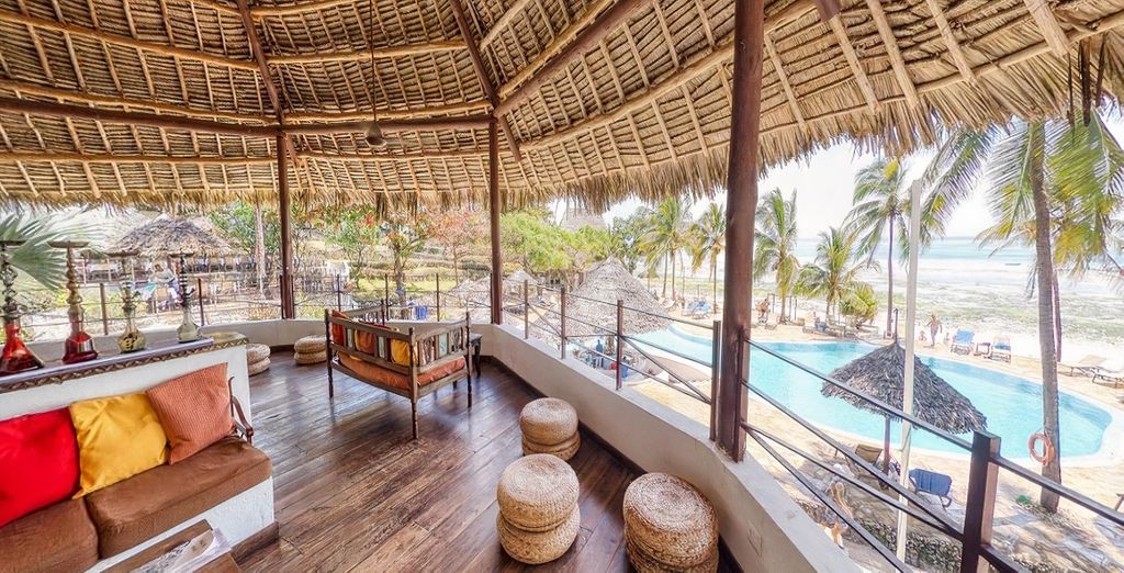 Safari privato nella natura e Karafuu Beach Resort & Spa 5*