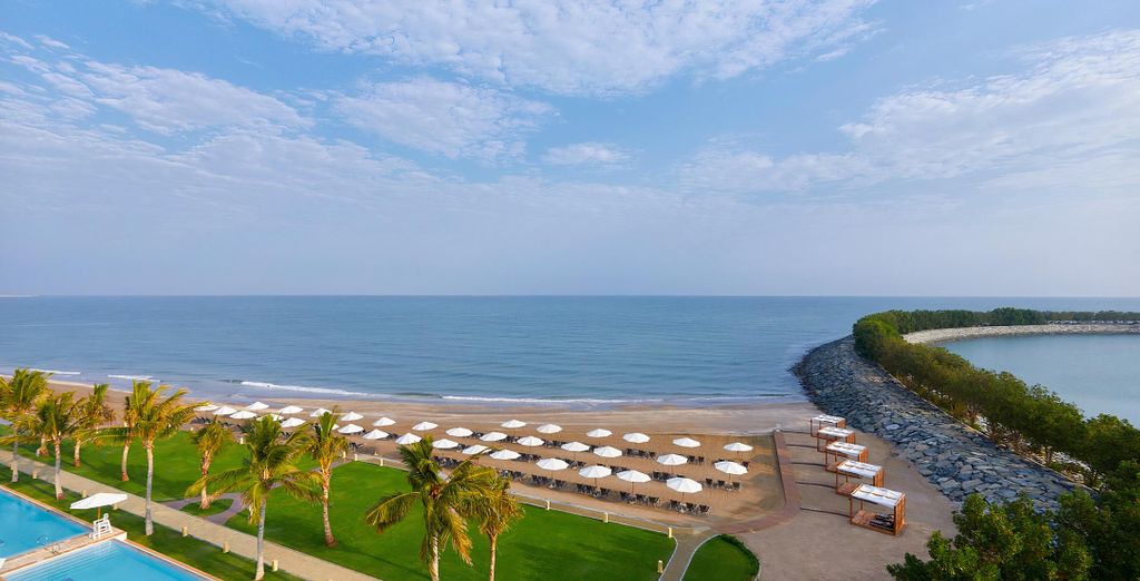 Tour privato: Il meglio dell'Oman con possibile soggiorno al Barceló Mussanah Resort 4*