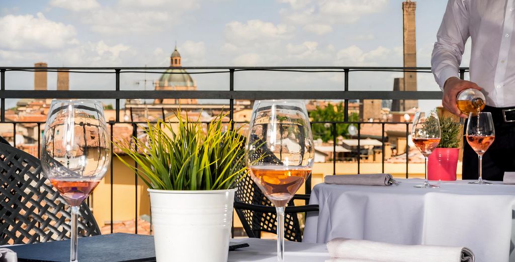 Hotel Touring Bologna 4*