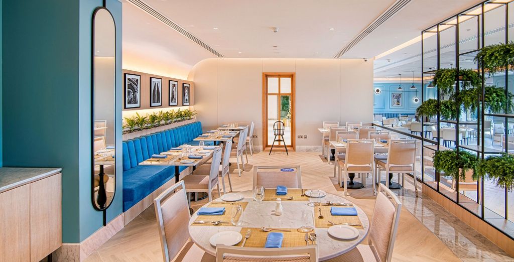 Radisson Blu Hotel & Resort 5*