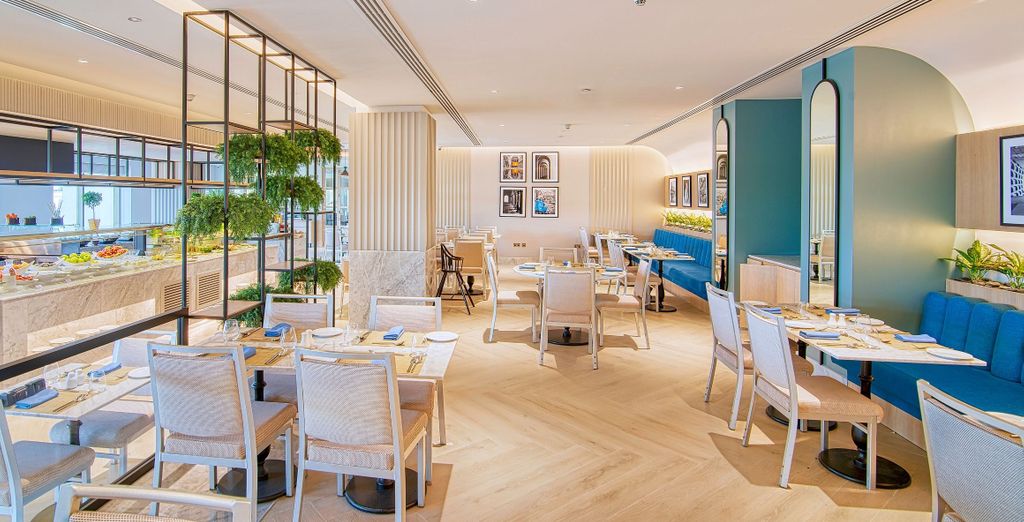 Radisson Blu Hotel & Resort 5*