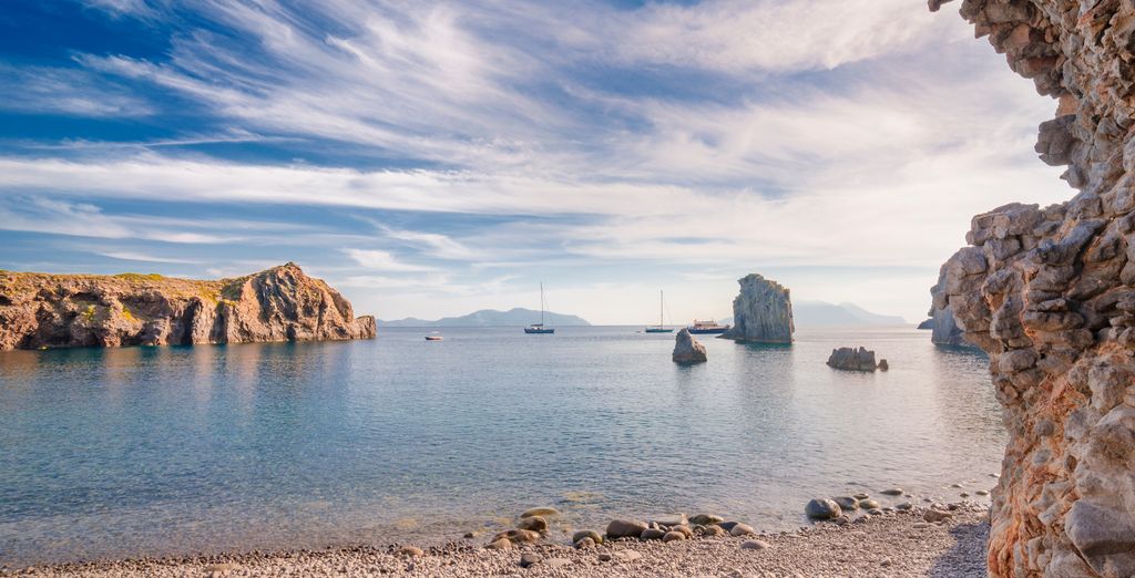 Tour tra le Isole Eolie in libertà in 5 o 7 notti 