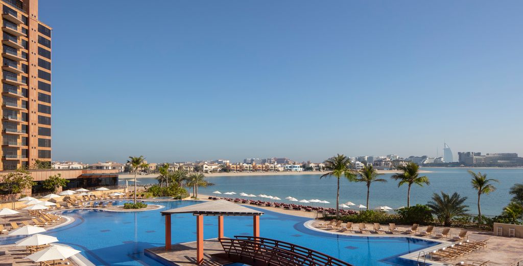 Andaz Dubai The Palm by Hyatt 5* e Grand Hyatt Abu Dhabi Hotel & Residences Emirates Pearl 5*