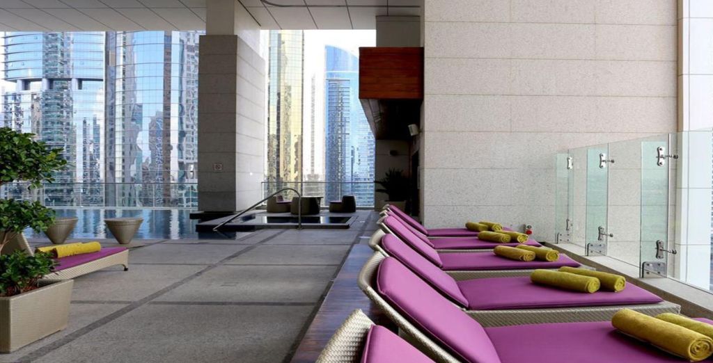 Bonnington Jumeirah Lakes Towers 5*