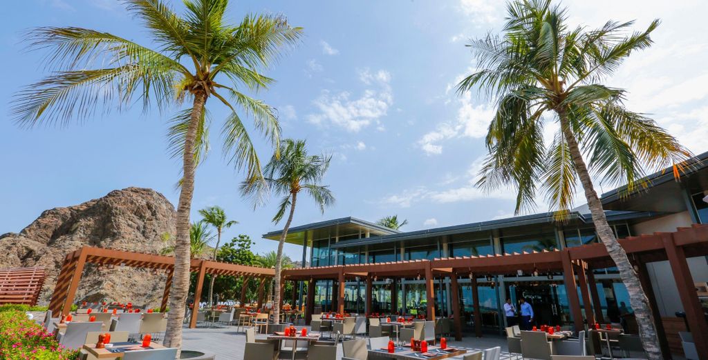 Al Bustan Palace, A Ritz Carlton Resort 5*