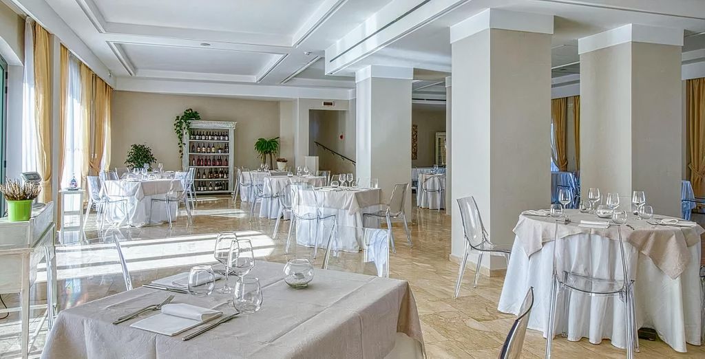 Arctic Circle Wilderness Resort con possibile estensione a Helsinki