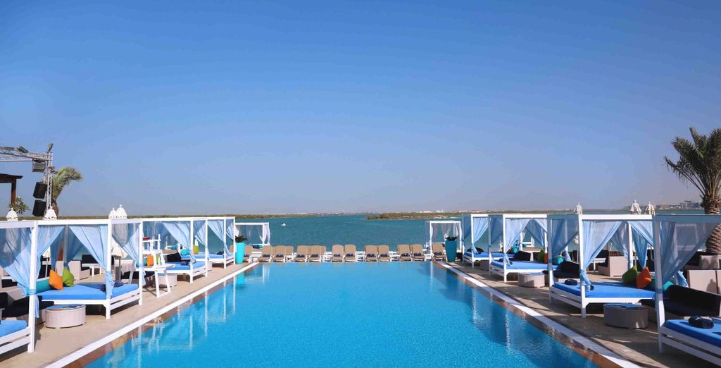 W Abu Dhabi Yas Island 5*