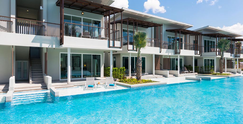 Rawai Palm Beach Resort 4* e The Waters Khao Lak 4* con possibile pre-estensione al Mercure Bangkok Sukhumvit 11 4*