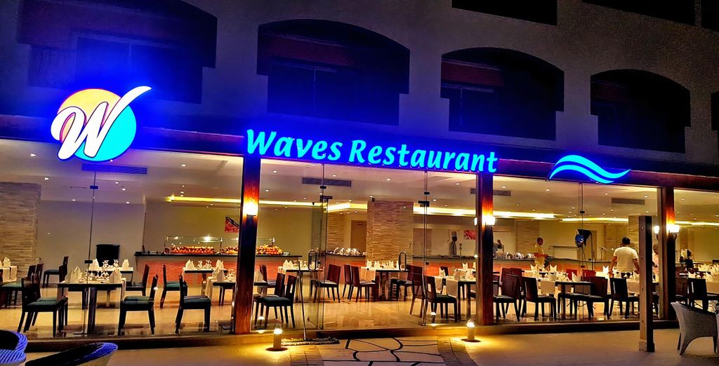 Tropitel Waves Naama Bay Hotel 5*