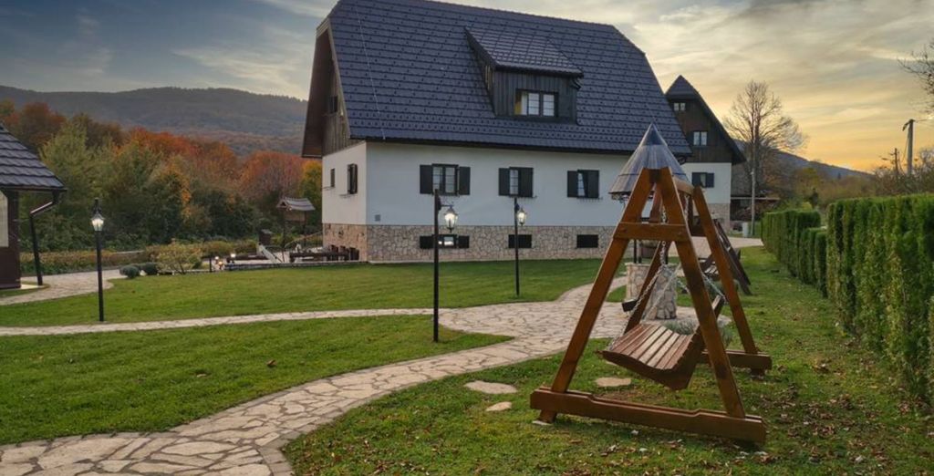Combinato Plitvice Lakes Etno Garden 4* e Heritage Hotel Stypia 4*