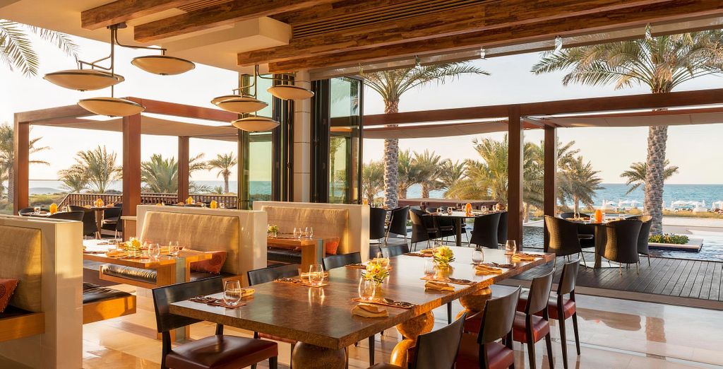 St. Regis Saadiyat Island Resort 5* con Etihad Airways
