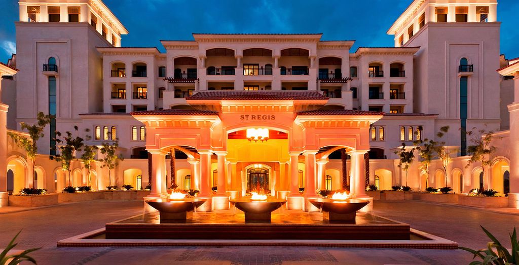 St. Regis Saadiyat Island Resort 5* con Etihad Airways