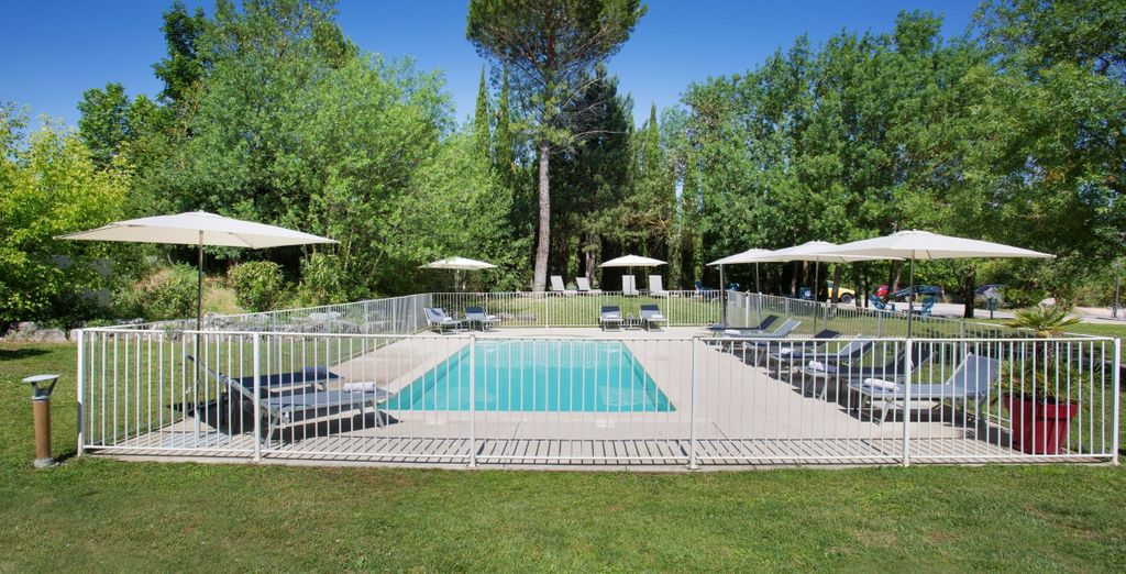 Hotel Suite Home Aix en Provence Sud 4*