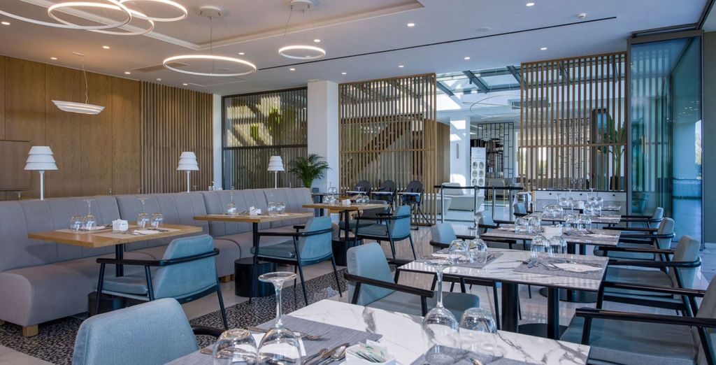 Myrion Beach Resort & Spa 5*