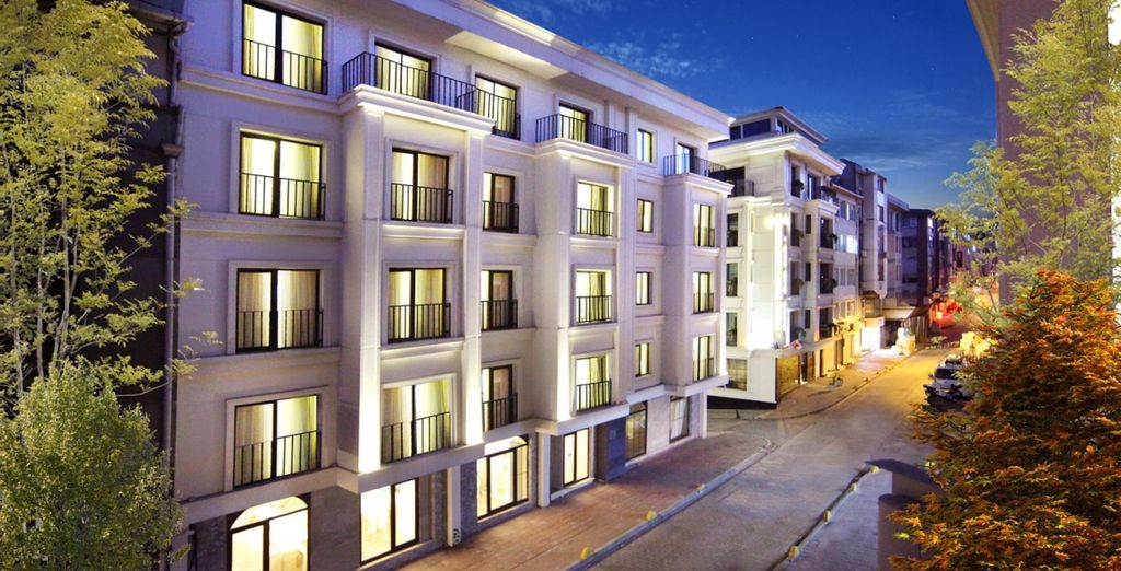Great Fortune Design Hotel 4*